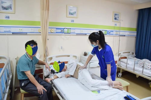 暨南大學崇愛醫院舉辦“認識物理治療，專注精準康復”慶祝活動暨先進康復設備展示